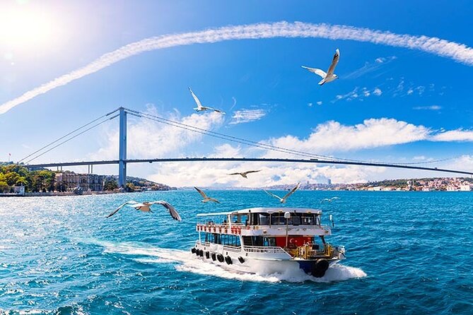 Istanbul Highlights Bosphorus Stops 1 +2 (Europe + Asia) - Golden Horn first, so the city clicks fast