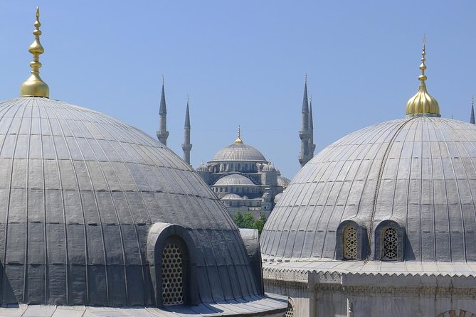 Istanbul Highlights: Guided Tour with Turkish Tea or Coffee - Grand Bazaar jewelers: shopping help, timing, and Sunday changes