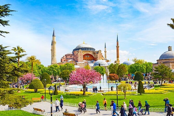 Istanbul Highlights: Half Day Morning Tour - Blue Mosque inside: the scarf rule and the blue tile moment