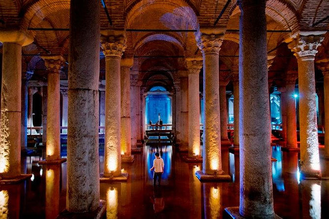 Istanbul Highlights Small-Group Walking Guided Tour - Hippodrome Obelisk Stops and the Basilica Cistern, Under Street Level
