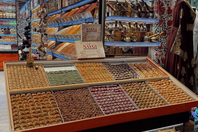 Istanbul Icon Stress Free Skip the Line Guided Old City Tour - Grand Bazaar Hour: Where You Actually Get Time to Shop