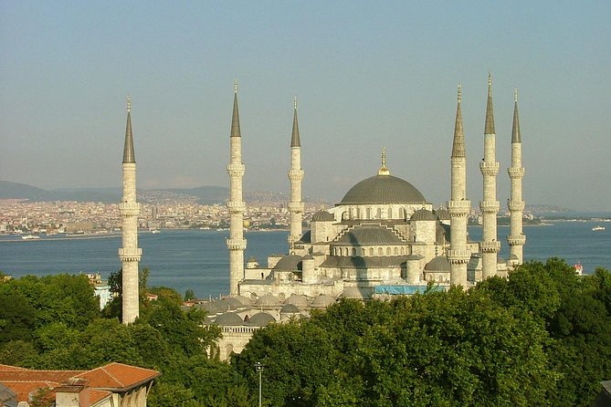 Istanbul Imperial & Bosphorus Tour - Incl. Lunch - Grand Bazaar: one hour is just enough if you go in with intent