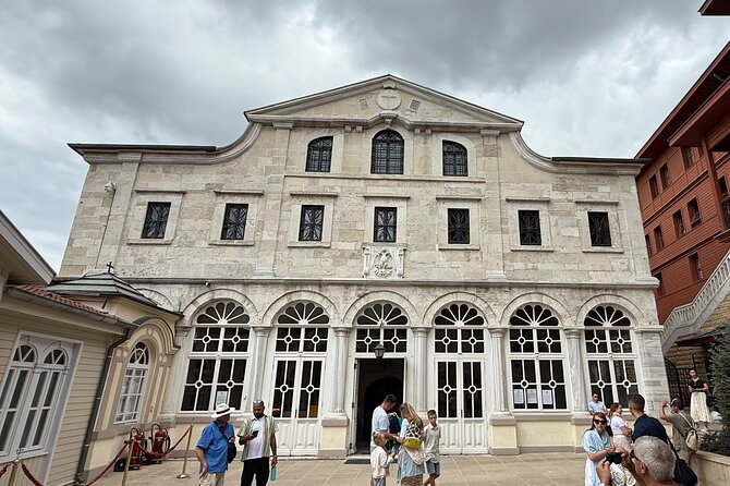 Istanbul in One Day Hagia Sophia, Blue Mosque, Iron Church, Boat - Heybeliada and Büyükada: the Princes Islands boat day at your pace