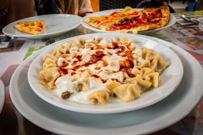 Istanbul Kadikoy Food Tour with 12+ Local Delicacies Tastings