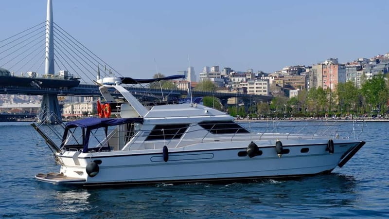 Istanbul: Luxury Yacht on Bosphorus - Timing Your 1 Hour: Morning, Afternoon, Sunset, or Evening