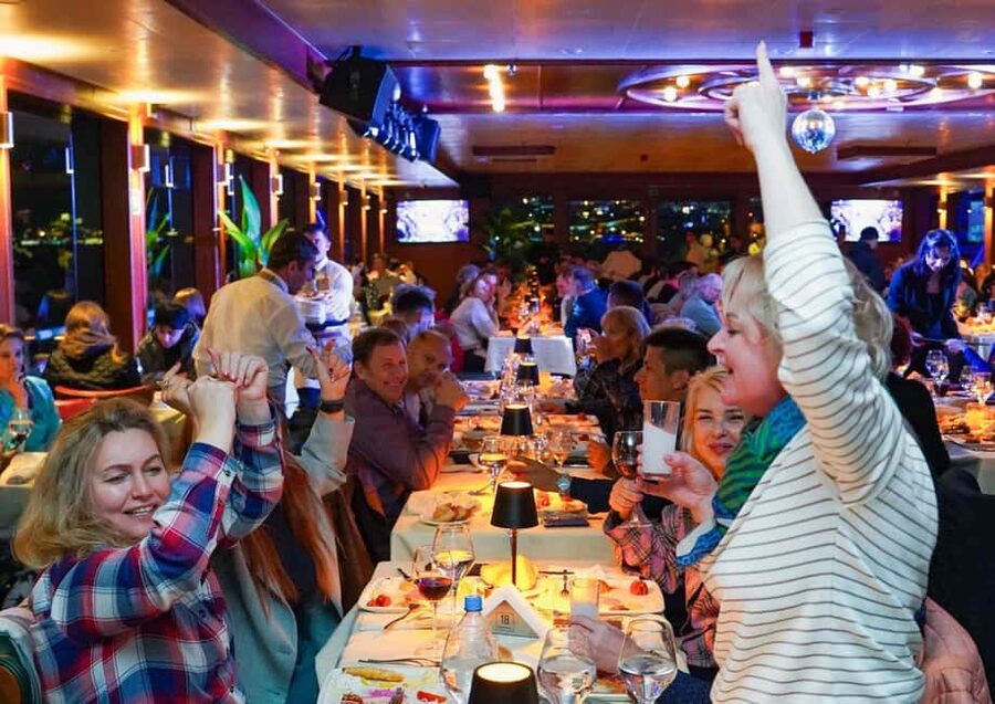 Istanbul: Magic of Bosphorus, Full Meal & Turkish Night Show - Meeting at Kabataş Tramvay Station, and how transfers affect your plan