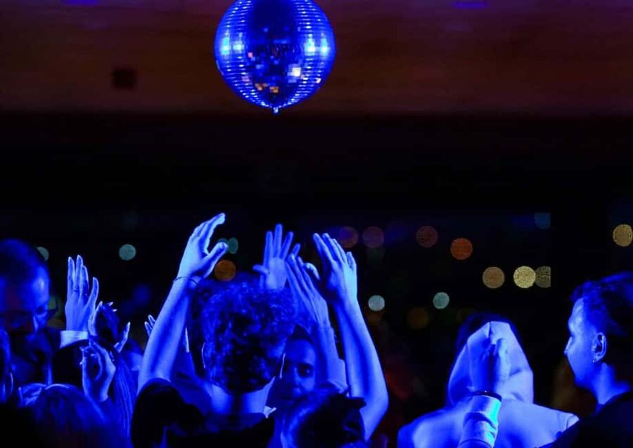 Istanbul: Magic of Bosphorus, Full Meal & Turkish Night Show - Kabataş to the first skyline hits, what you see early on