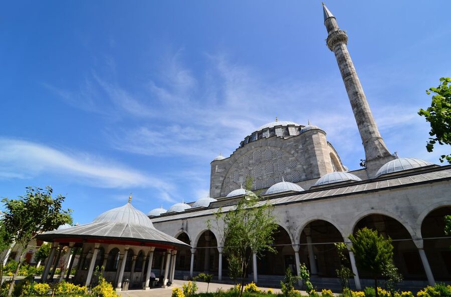 Istanbul: Maiden Tower visit, Istanbul Europe & Asian Tour - Maiden’s Tower: legends, skyline views, and an included entrance