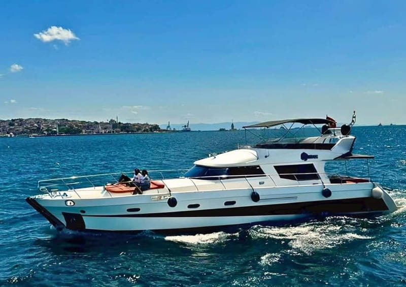 Istanbul: Morning Bosphorus Yacht Cruise w/Turkish Breakfast - The 20-meter yacht experience: small group, big comfort