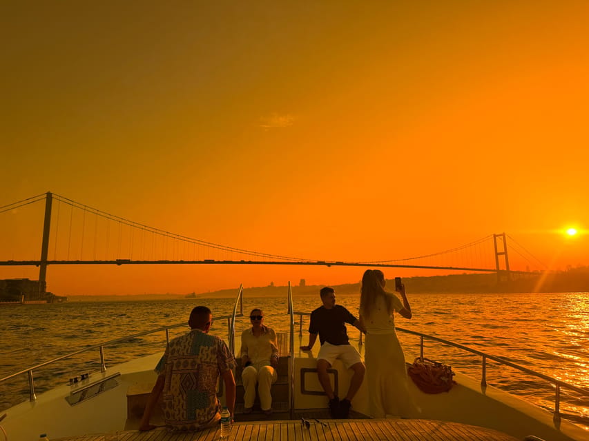 Istanbul: Morning or Sunset Cruise with Guide and Snacks - Who this cruise is best for