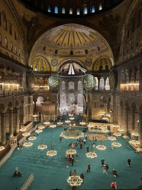 Istanbul: Night Private Guided City Tour - Karakoy and the Bosphorus Drive for Skyline Views