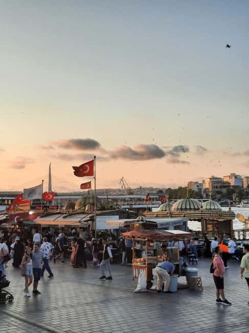 Istanbul: Night Private Guided City Tour - The Guide Makes the Difference: Sectin and Türkan as Examples