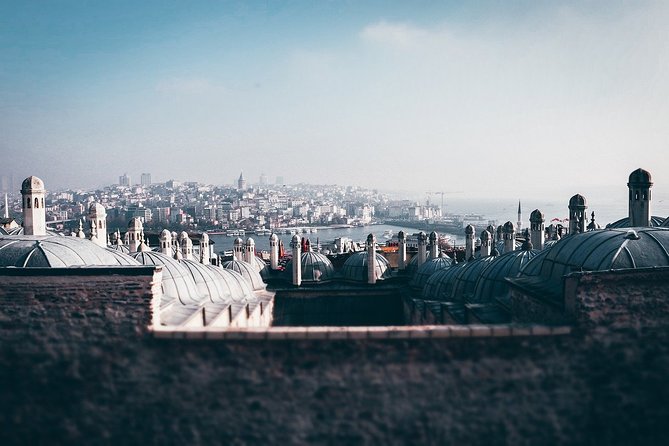 Istanbul Off the Beaten Path Tour with Guide, Lunch and Transfers - The Egyptian Spice Market in its full color: Misir Çarşısı