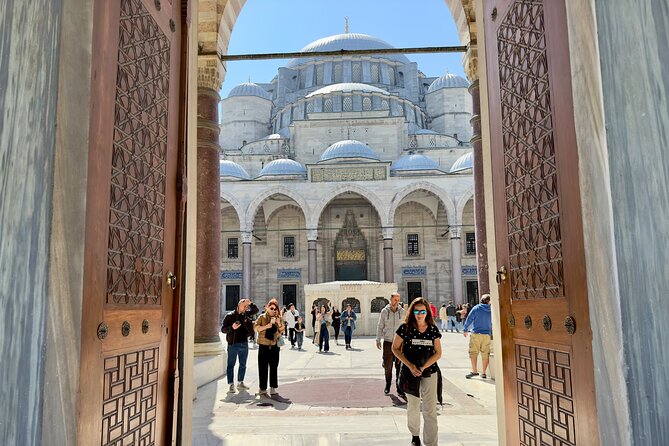 Istanbul Old City: Basilica Cistern - Blue Mosque - Grand Bazaar - Why this Old City loop feels efficient