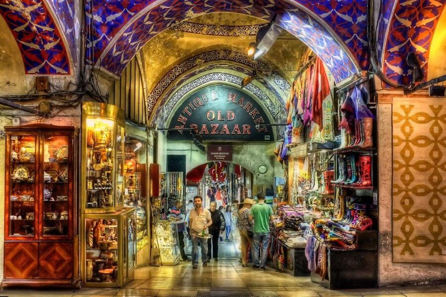 Istanbul: Old City Full-Day Tour with Lunch and Hotel Pickup - Grand Bazaar: 4000 Shops, One Smart Way to Shop