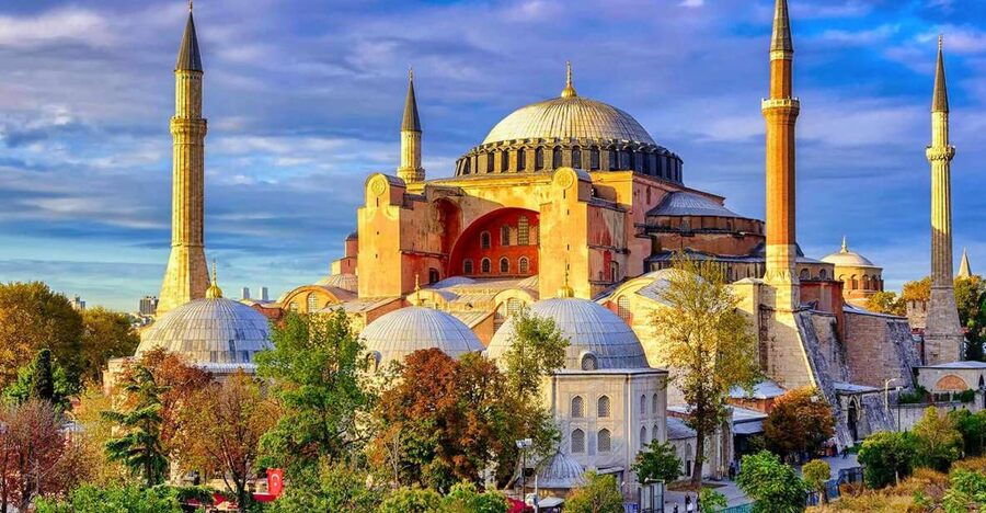 Istanbul: Old City Tour and Luxury Sunset Bosphorus Cruise - Topkapi Palace inside courtyards: more than a ticket photo