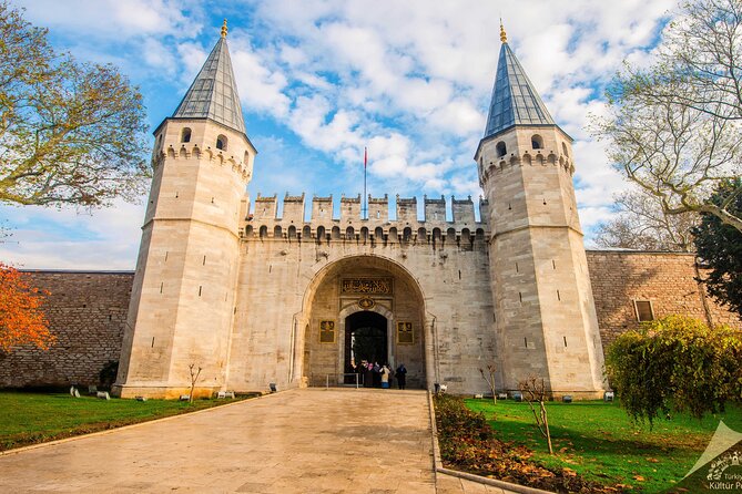 Istanbul old City Tour - Full Day - Topkapı Palace and Caferaga Medresesi: Ottoman Power in Organized Rooms
