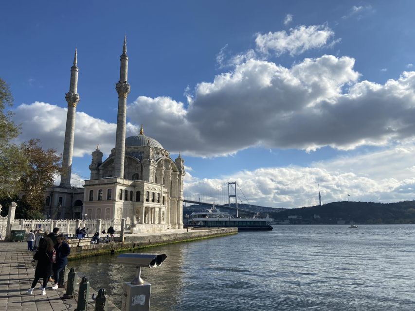 Istanbul: Old Town Highlights Tour & Bosphorus Cruise - Bosphorus Cruise From the Deck: Fortresses, Mansions, and Bridge Views