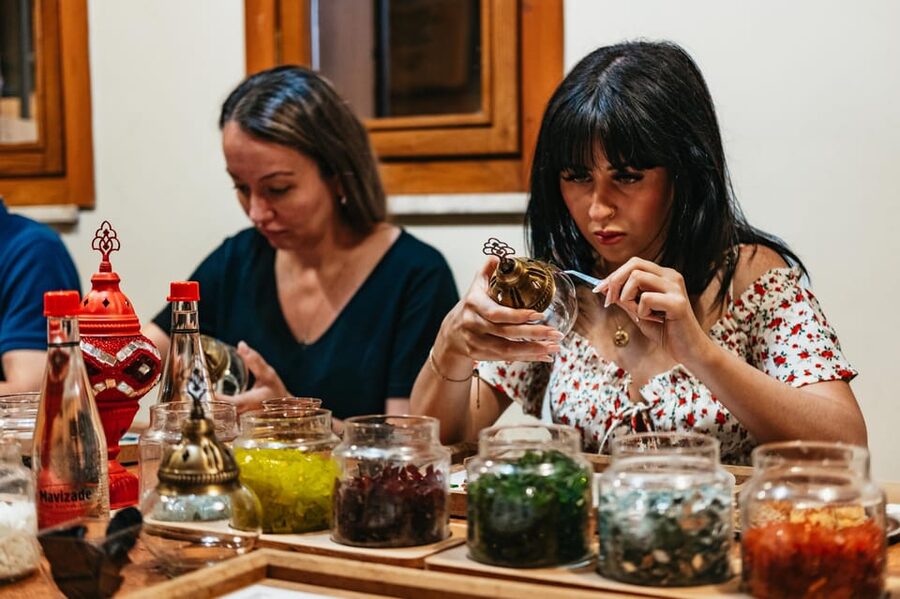 Istanbul:Original Turkish Mosaic Lamp Workshop w/ Snacks - Tips to make a better lamp, and enjoy the class more