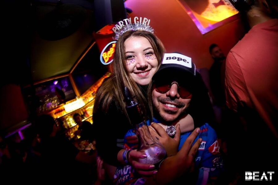 Istanbul: Party Pub Crawl with Party Bus - Key Things I’d Plan Around