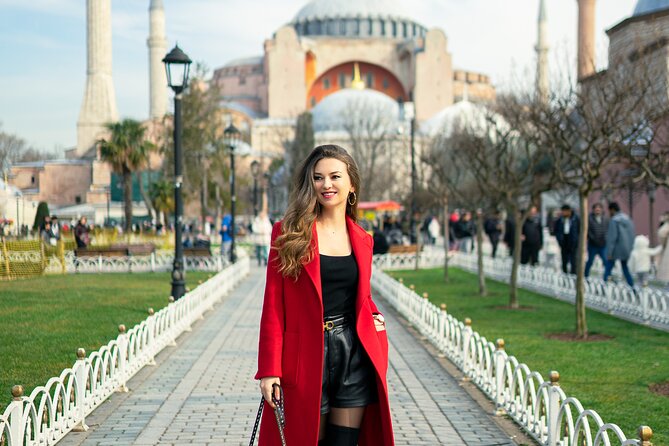 Istanbul Photoshoot at Top Spots - Historic areas and Sultanahmet Square: fill the gaps with smart pacing