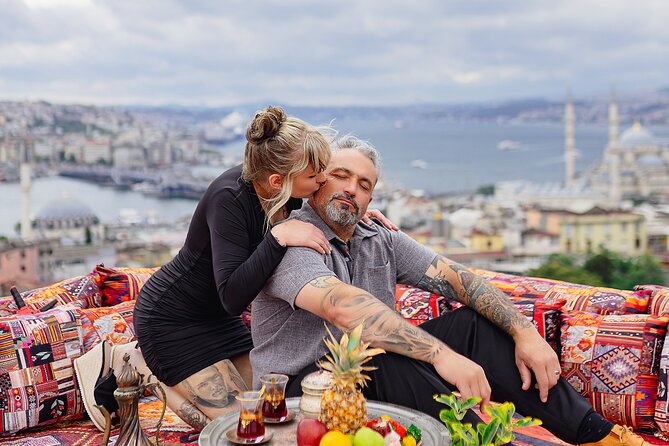 Istanbul Photoshoot at Top Spots - Recep’s approach: instructions that calm the camera-shy