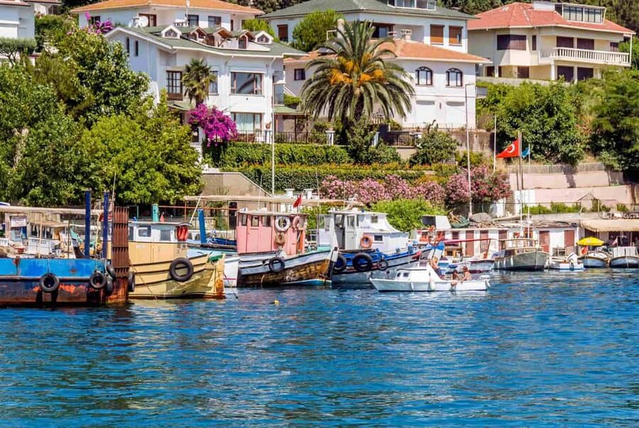 Istanbul Prince Island Cruise with Lunch & Free Time - Departing from Cibaliport, Finding TROYS IST, and Timing Tips That Matter