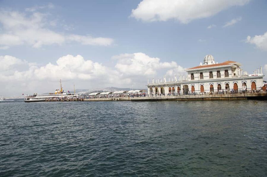 Istanbul Princes Islands Tour by Private Boat Pickup & Lunch - Pickup in Istanbul: Plan for Shared Transfer Reality