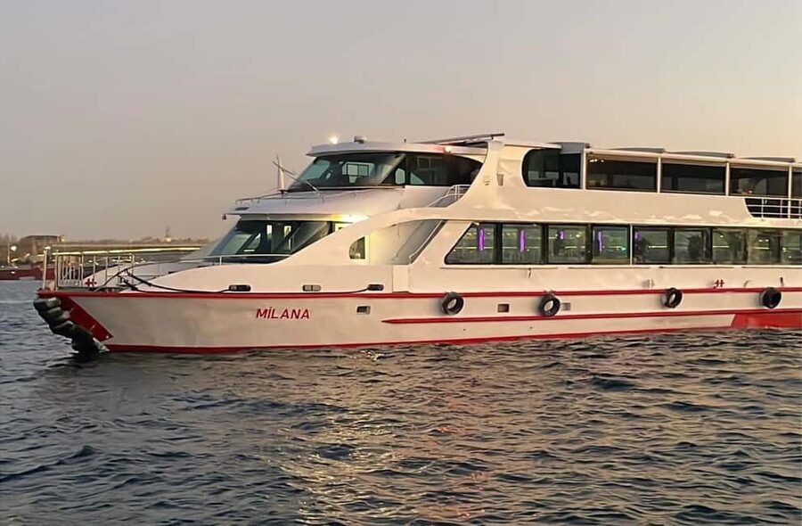 Istanbul Princes Islands Tour by Private Boat Pickup & Lunch - Cruise Time and Guide Languages: How the Day Stays Fun