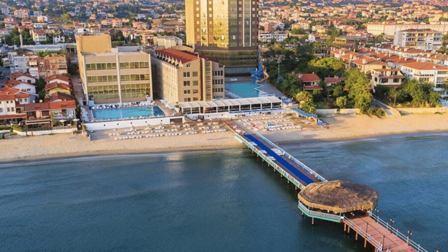 Istanbul: Princess Island Swimming Tour and Aquapark - Istanbul From the Marmara Sea, Then Heybeliada Aquapark
