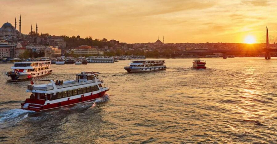 Istanbul: Private Bosphorus Cruise By Luxury Yacht - Entering Istanbul by Yacht, not by Foot