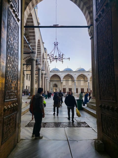 Istanbul Private City Tour By Art Historian - Price and value: what $177 per group buys you