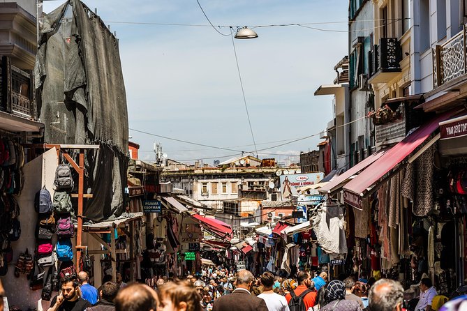 Istanbul: Private Custom Tour of Markets & Bazaars with a Local - Grand Bazaar and Spice Bazaar options, and how the guide chooses the right start