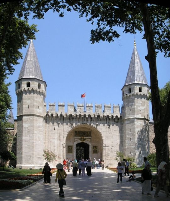 Istanbul: Private Customized Tour - Sultanahmet core flow: Hippodrome, Blue Mosque, Hagia Sophia, Topkapi