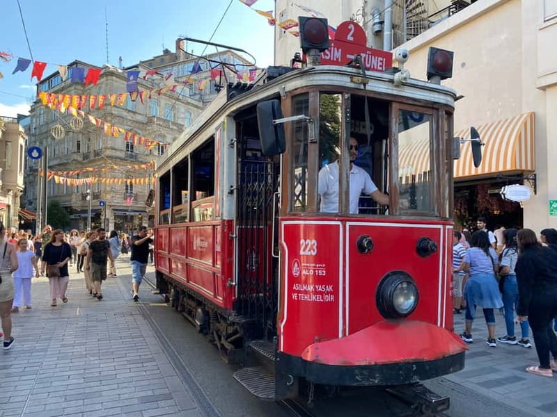 Istanbul: Private Food and City Tour with a Local Host - Hotel pickup and the Asian side option, explained simply