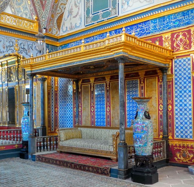 Istanbul: Private Guided Tour - Grand Bazaar time: shopping with a guide and a bartering mindset