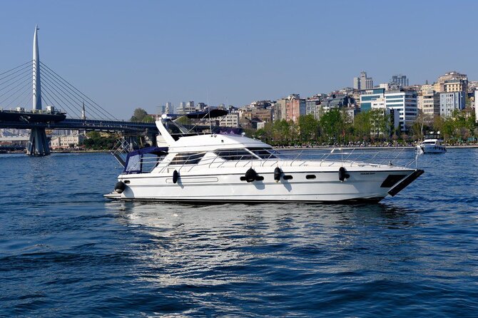 Istanbul Private Luxury Yacht on Bosphorus - A Private Bosphorus Sail That Fits Your Schedule