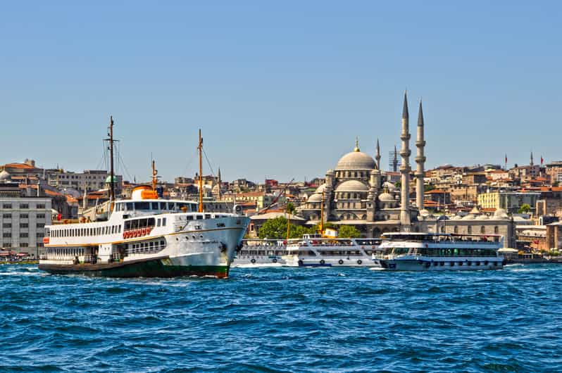 Istanbul: Private Old City Tour with Bosphorus Cruise - Pickup and Scheduling: 3 Start Areas, One 7-Hour Day