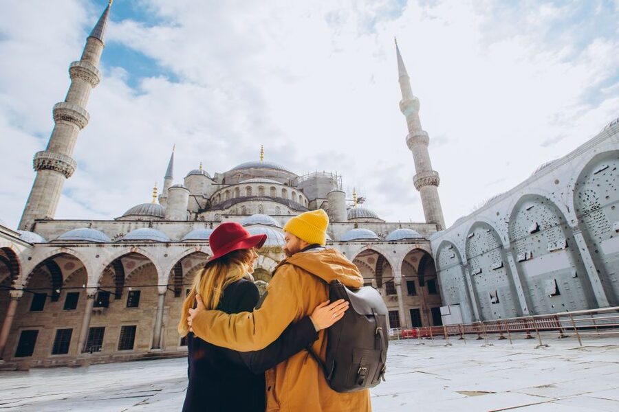 Istanbul: Private photoshoot at Hagia Sophia&Blue Mosque - Hagia Sophia and Blue Mosque, a built-in photo plan