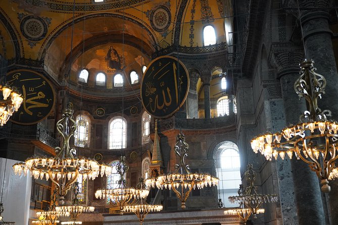 Istanbul private tour with skip line tickets included - Tree of Life ceramics try-on time