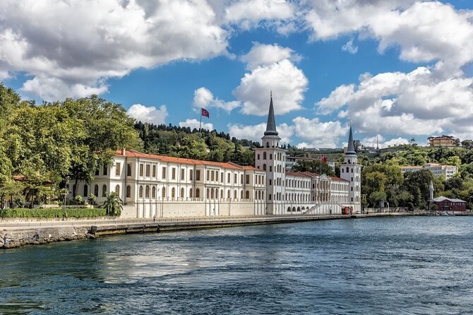 Istanbul Private Transfer from City Hotels to Cruise port - Getting to Galataport on Time, With Istanbul Traffic in Mind