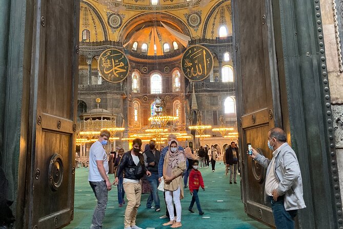 Istanbul Private Walking Highlights Tour - Ayasofya (Hagia Sophia): 45 Minutes to Feel the Two-Religion Story