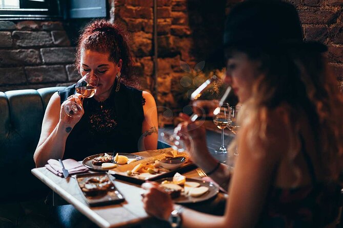 Istanbul Private Wine Tasting Tour Through 3 City Wineries - The landmark walk that turns wine tasting into a Galata and Beyoğlu story