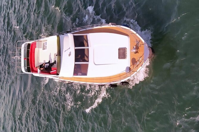 Istanbul Private Yacht Tour - 2 Hours - Price and logistics: when $280 feels fair