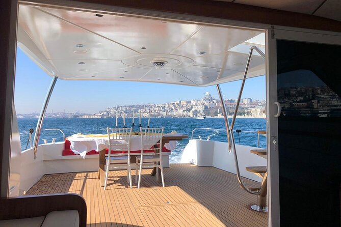 Istanbul Private Yacht Tour - 2 Hours - Galata Tower and Galata Bridge: Genoese stone and postcard angles