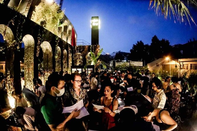 Istanbul Pub Crawl: Shots & Stories - Welcome shots and VIP entry: what is actually included