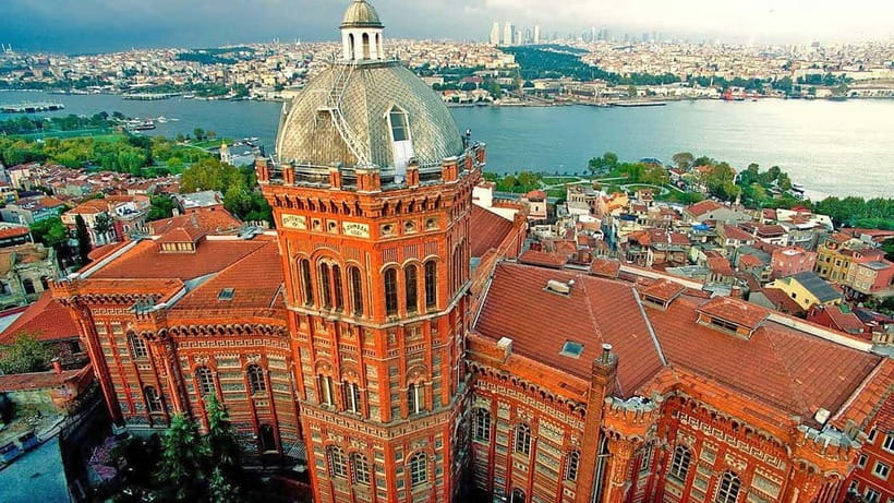 Istanbul: Rainbow Fener & Balat Walking Tour w/Local Guide - What you learn from the guide, and why it makes the photos better