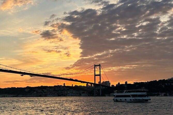 Istanbul's Golden Hour: Bosphorus Sunset Cruise By Boat - Ortaköy to the Bosphorus Bridge, Where Photos Really Pop