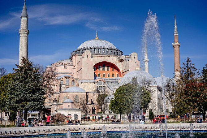 Istanbul Shopping Tour – Hagia Sophia, Hippodrome & Grand Bazaar - A tight 3 to 4 hour plan for major Istanbul landmarks and shopping