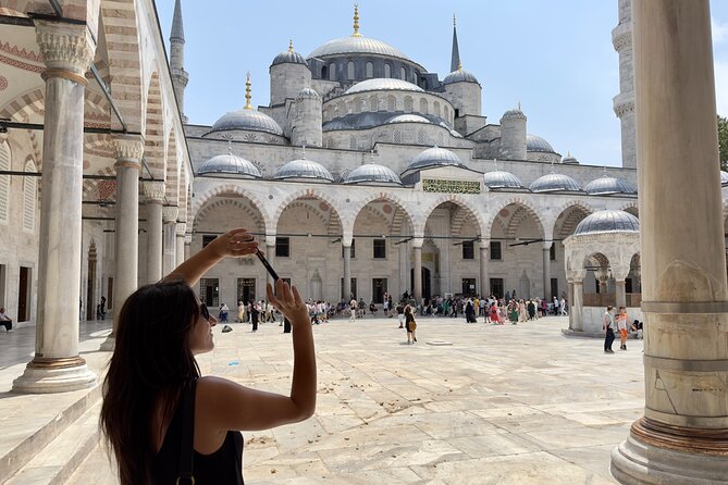 Istanbul Small-Group City and Secret Streets Tour with Guide - Meet at Foodie-ist Cafe, Then Step Into Sultanahmet